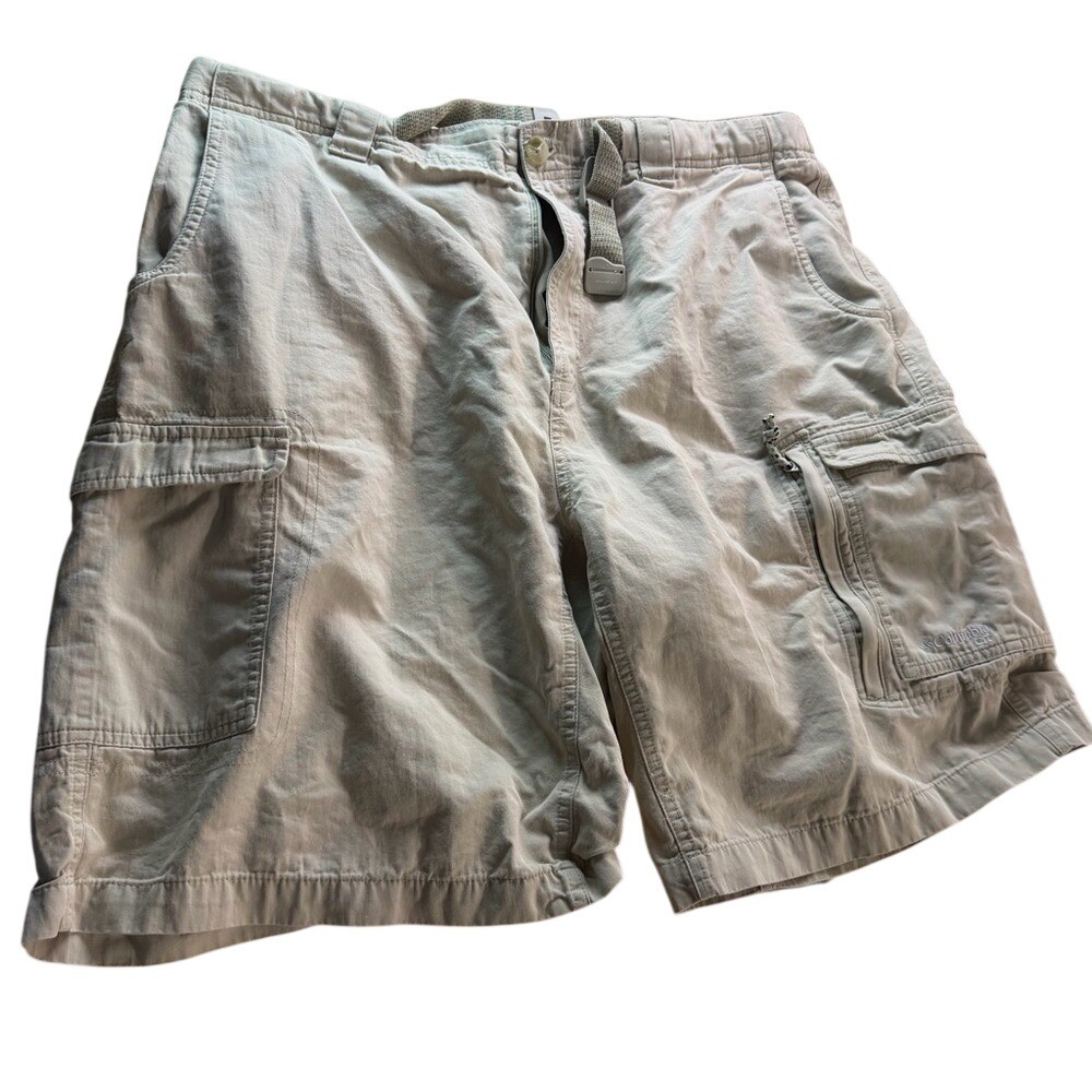 Columbia GRT Cargo Shorts Men's Large Khaki Hiking Outdoor Zip‎ Pocket